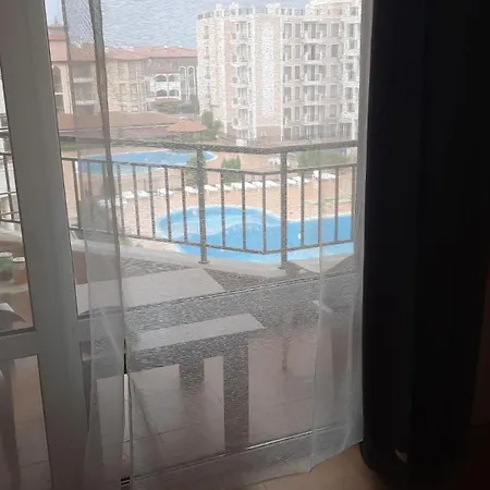 двустаен 